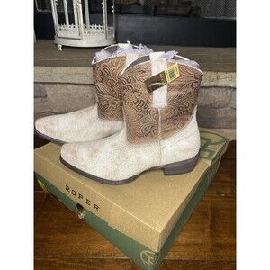 Roper Dusty Embossed Snip Toe Booties Womens Beige Casual Boots 09-021-0980-2907